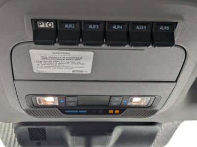 2025 Ford Super Duty F-600 DRW XL