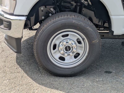 2025 Ford Super Duty F-350 SRW XL