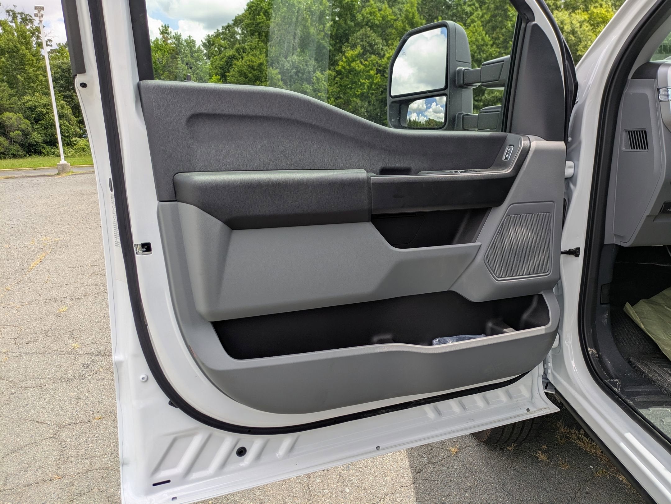 2025 Ford Super Duty F-350 DRW XL