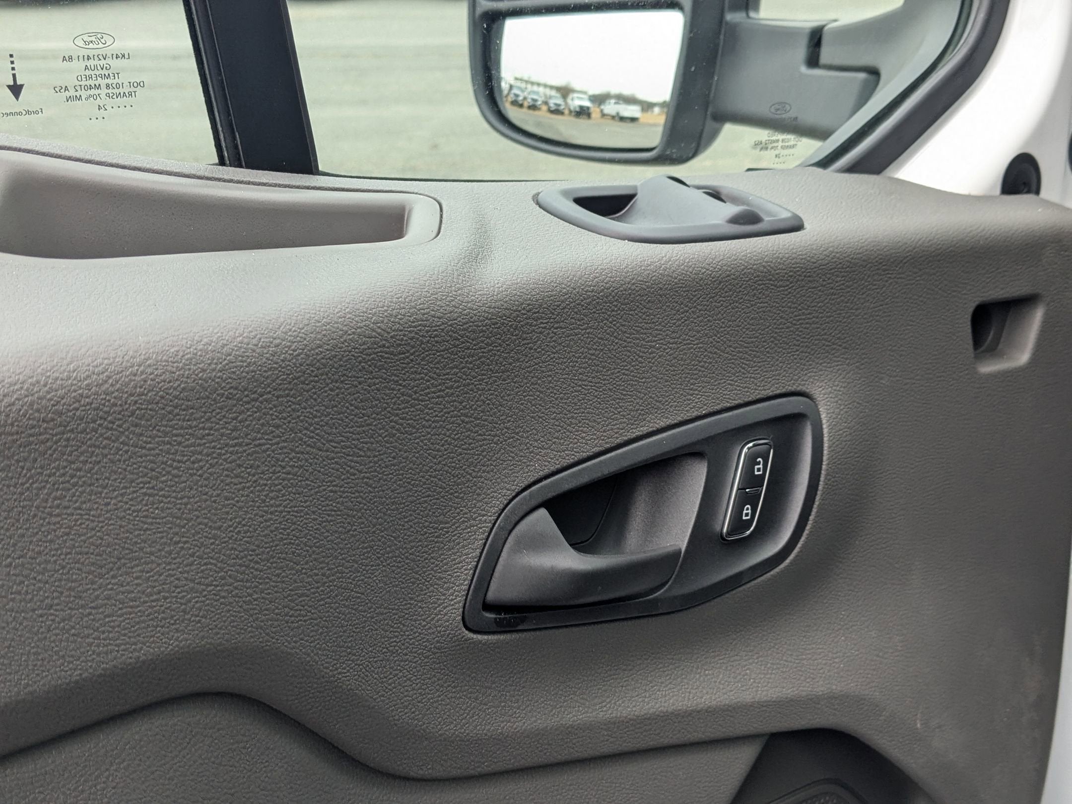 2024 Ford Transit Cutaway 12FT Box