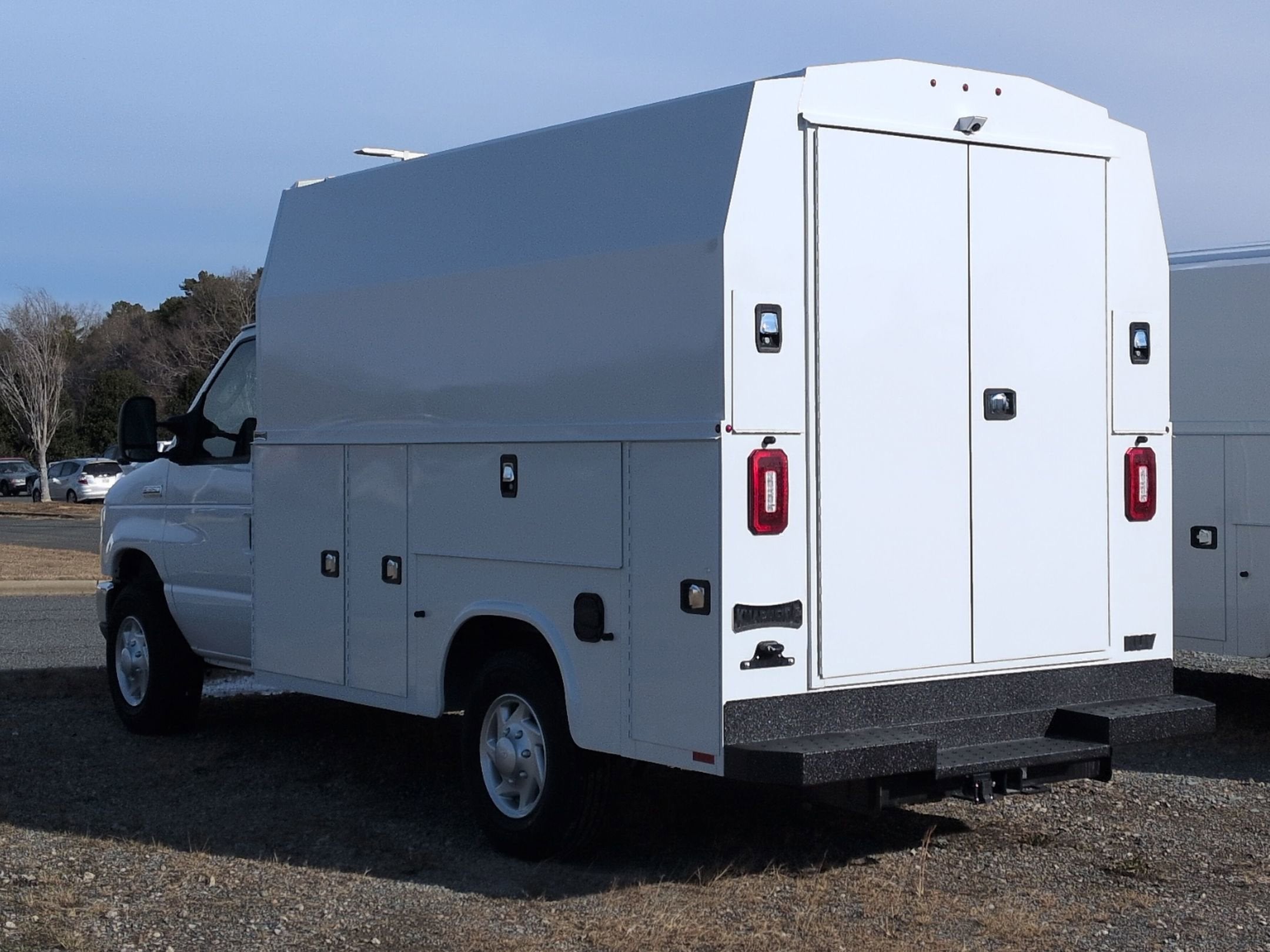 2026 Ford E-Series Cutaway Base