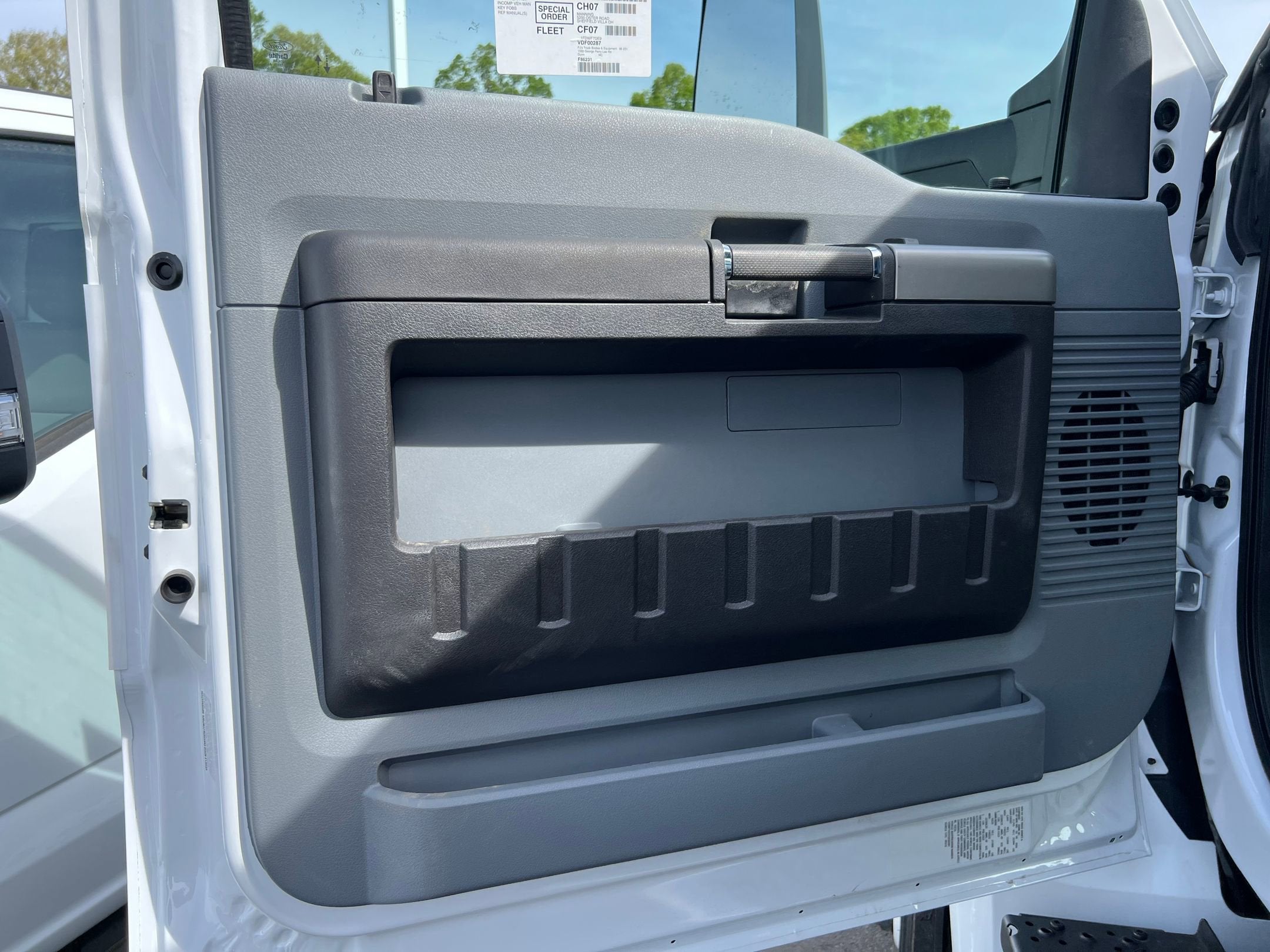 2027 Ford F-750SD Base