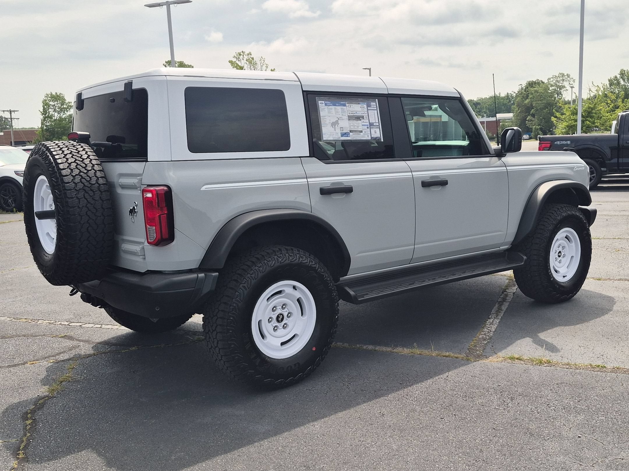 2026 Ford Bronco Heritage Edition