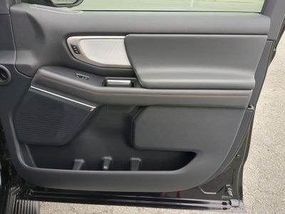 2025 Ford Expedition Max Active - Crossroads Courtesy Demo