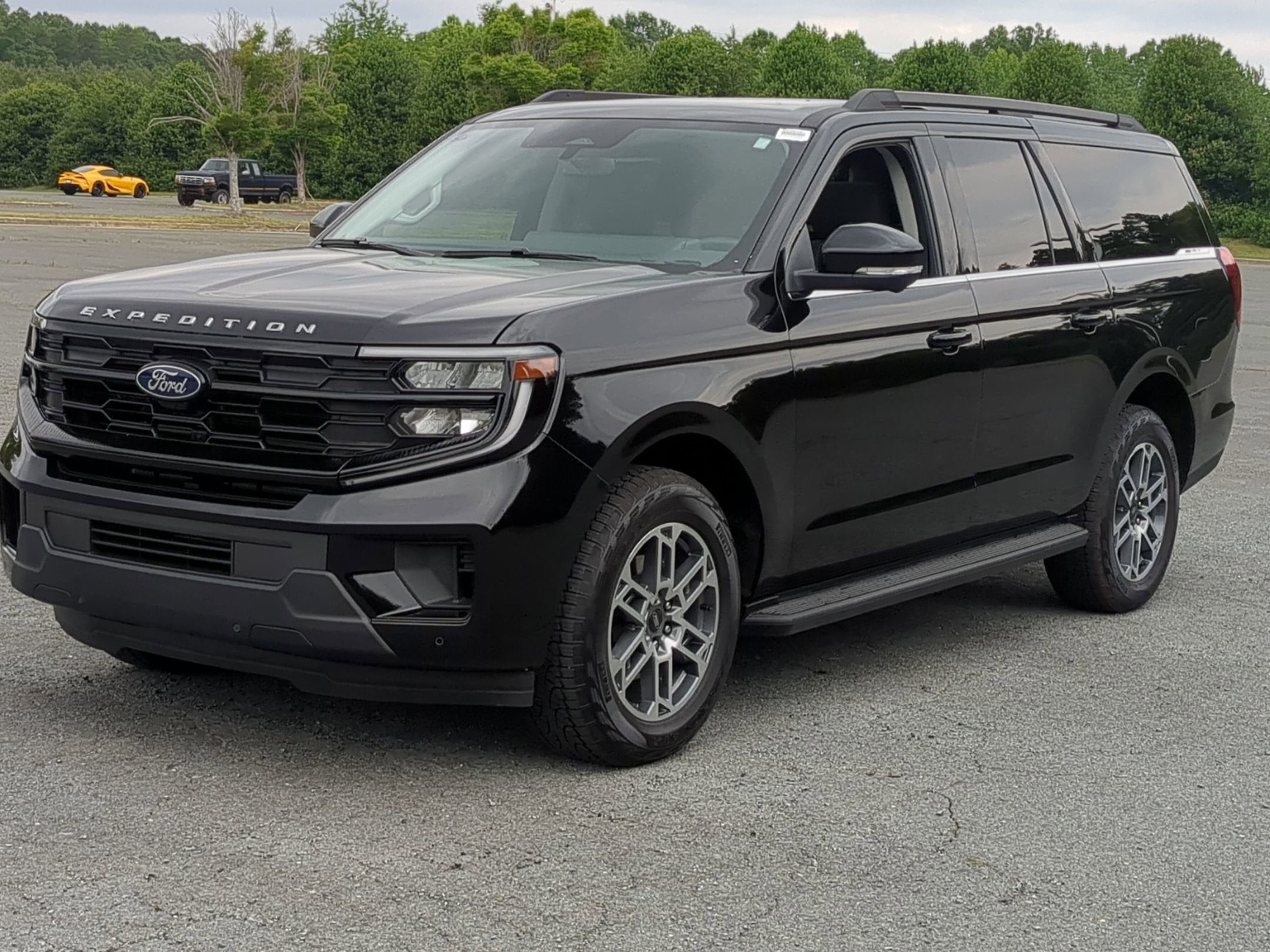 2025 Ford Expedition Max Active - Crossroads Courtesy Demo