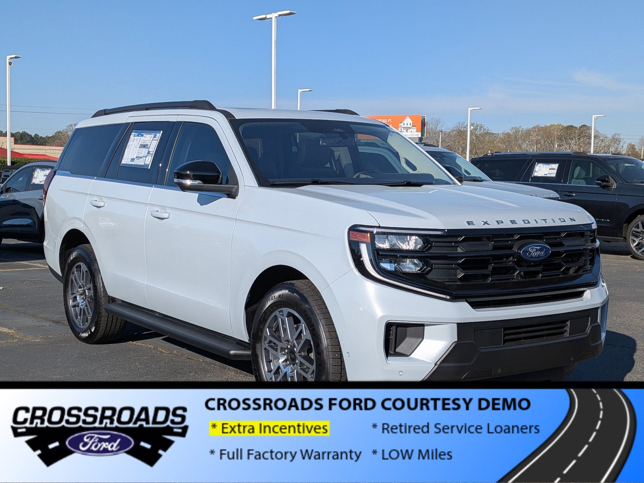 2025 Ford Expedition Active - Crossroads Courtesy Demo