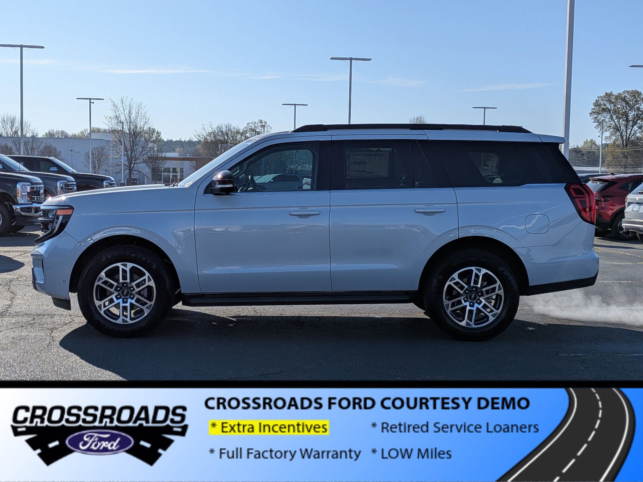 2025 Ford Expedition Active - Crossroads Courtesy Demo