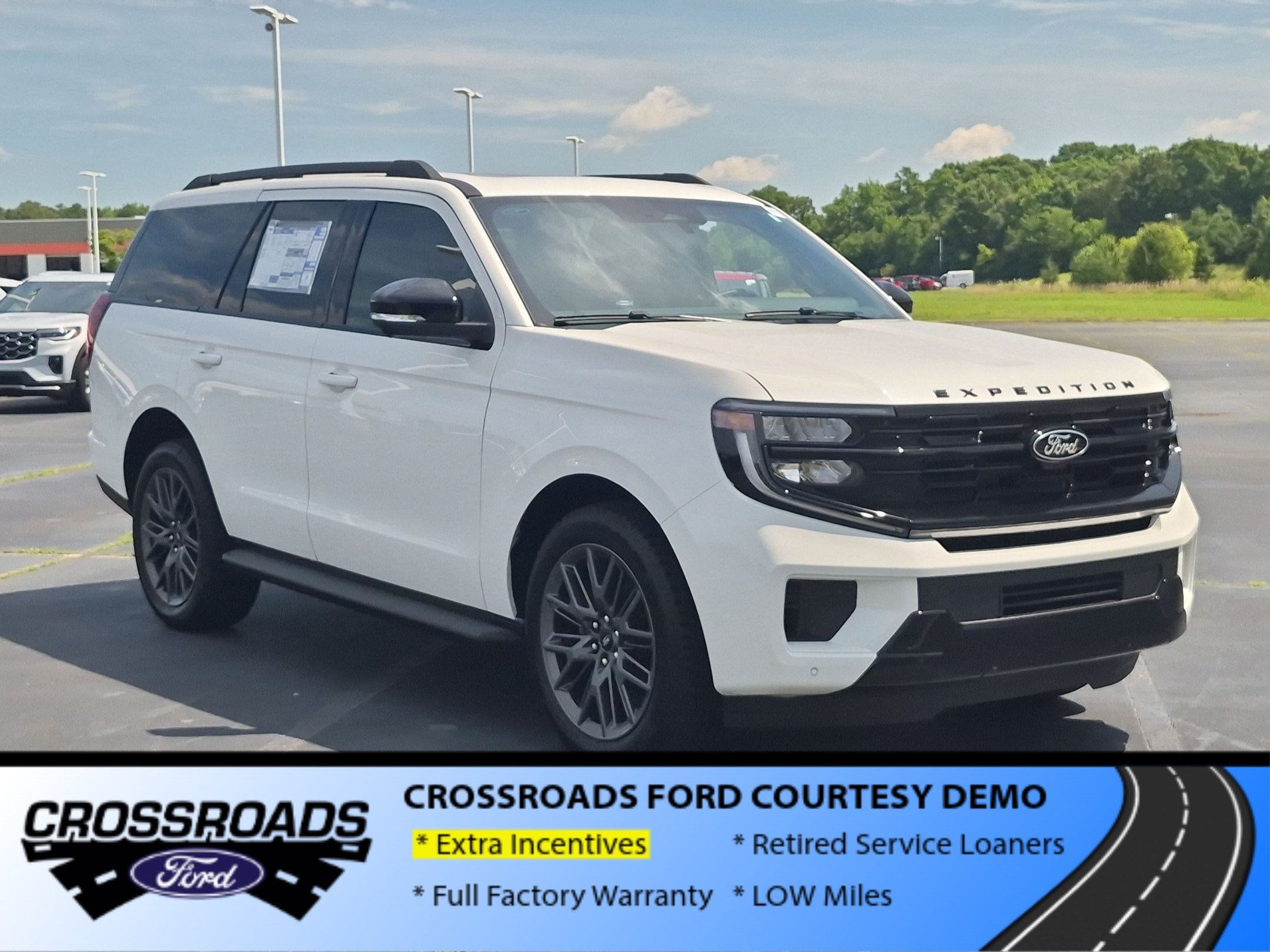 2026 Ford Expedition Platinum - Crossroads Courtesy Demo