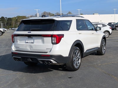 2025 Ford Explorer Platinum