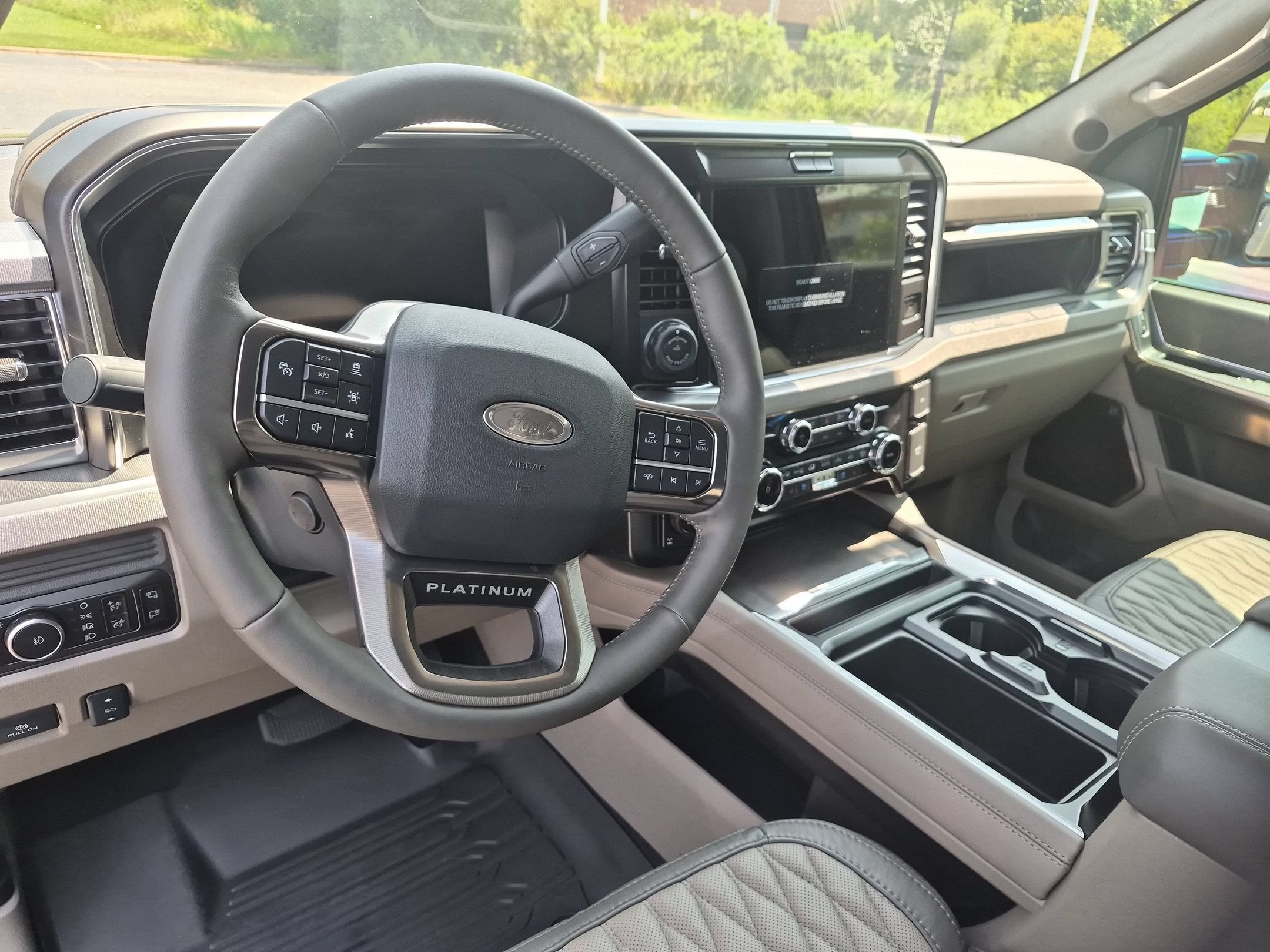 2026 Ford Super Duty F-250 SRW Platinum
