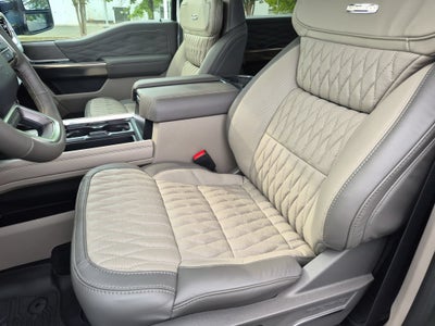 2026 Ford Super Duty F-250 SRW Platinum