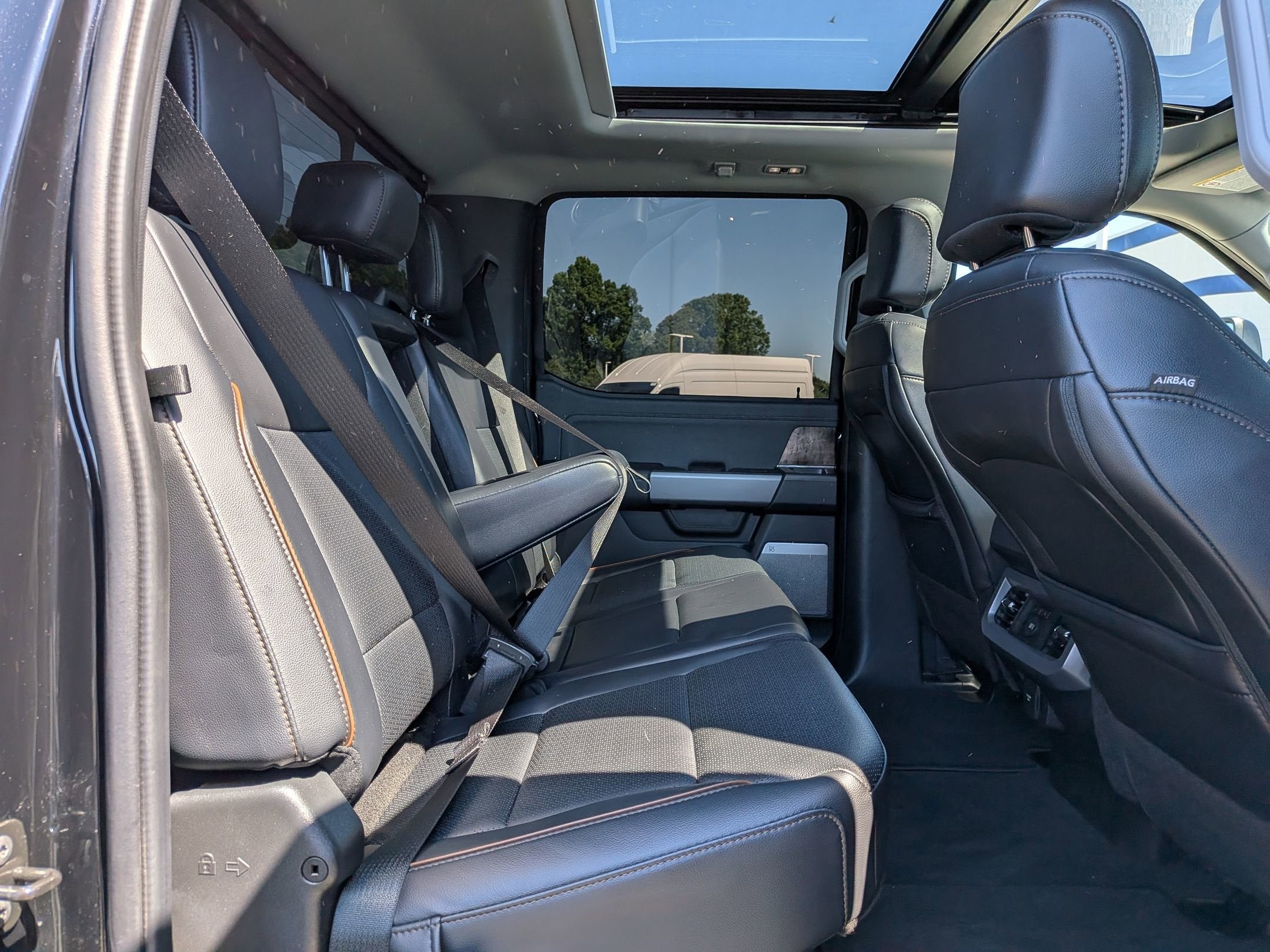 2025 Ford Super Duty F-250 SRW LARIAT