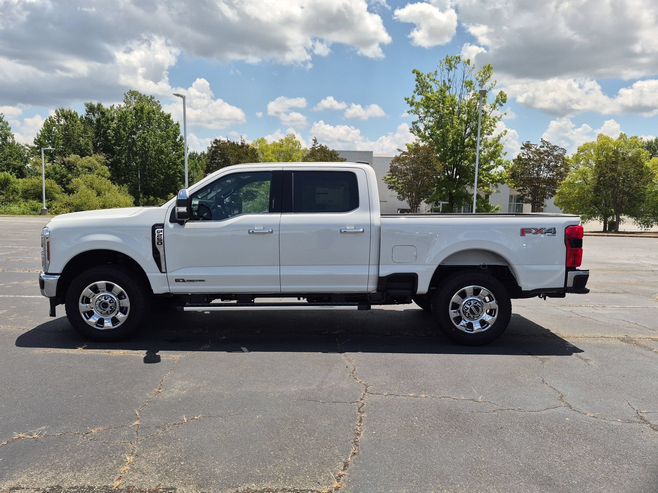 2026 Ford Super Duty F-250 SRW LARIAT