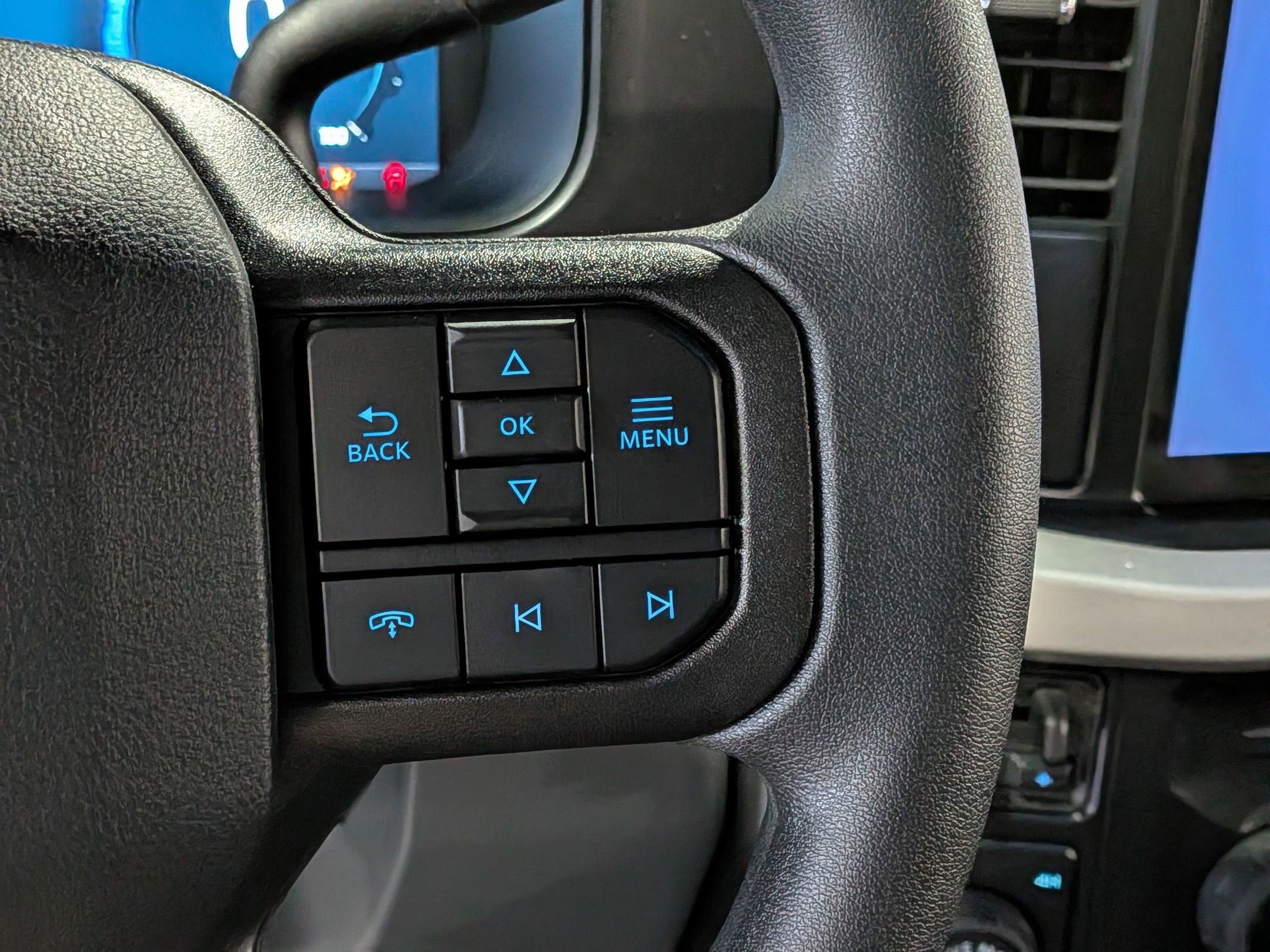 2026 Ford Super Duty F-350 SRW XLT