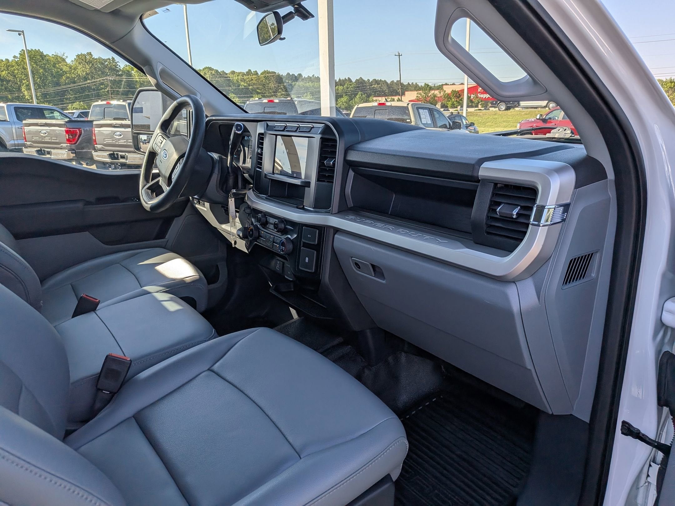 2024 Ford Super Duty F-350 DRW XL