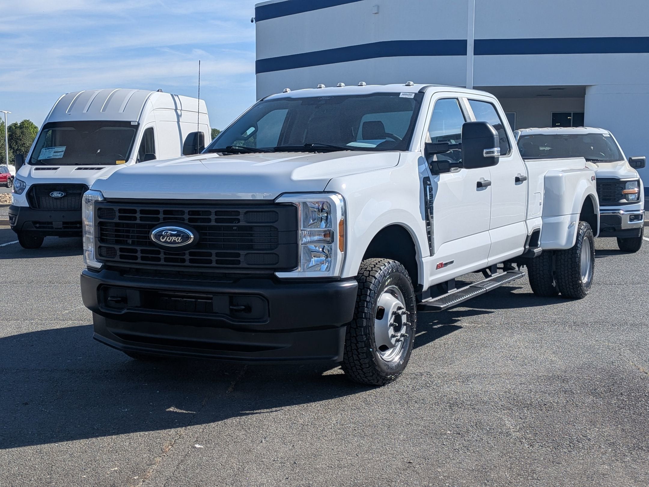2024 Ford Super Duty F-350 DRW XL