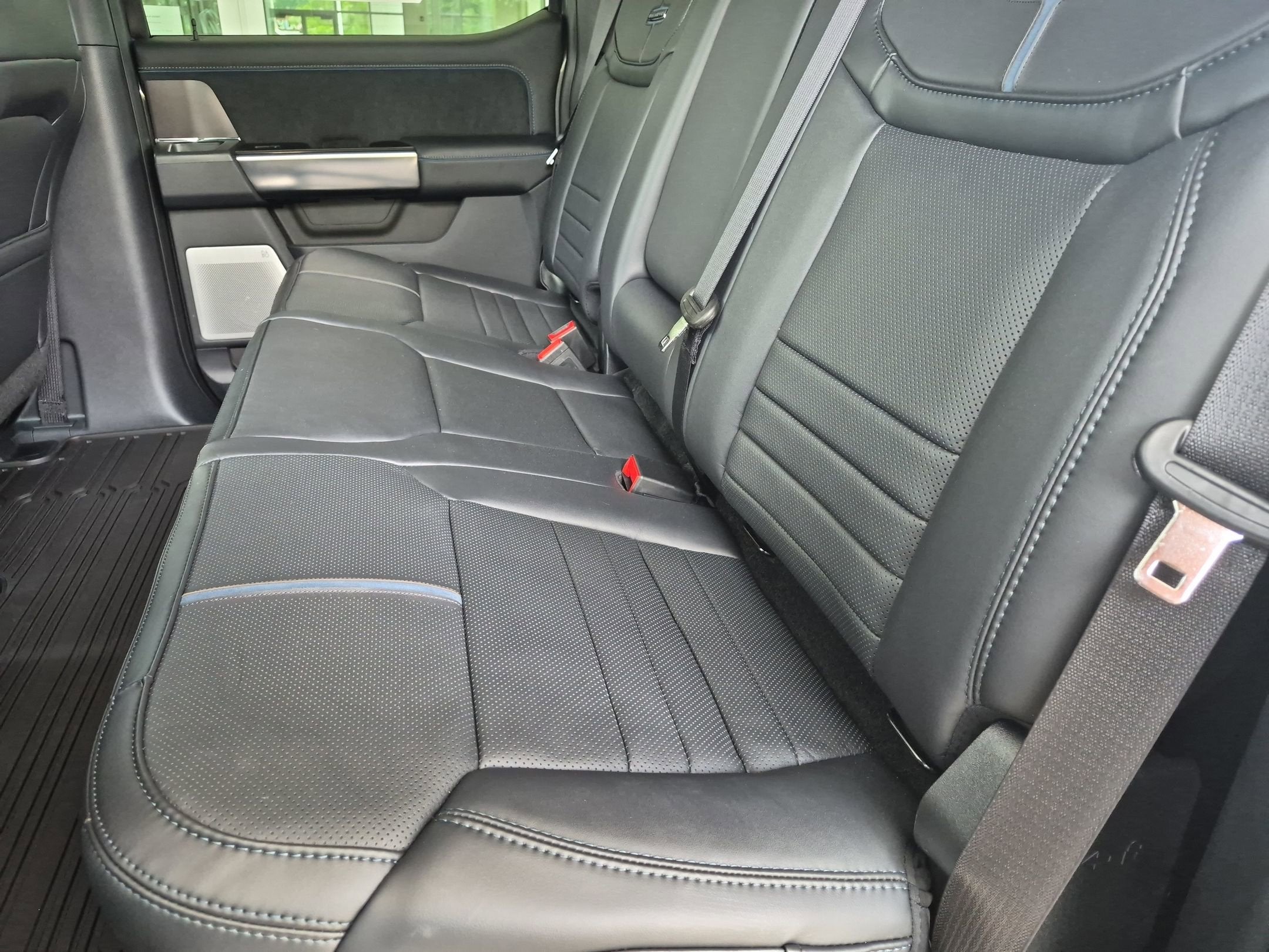 2026 Ford Super Duty F-350 DRW Base
