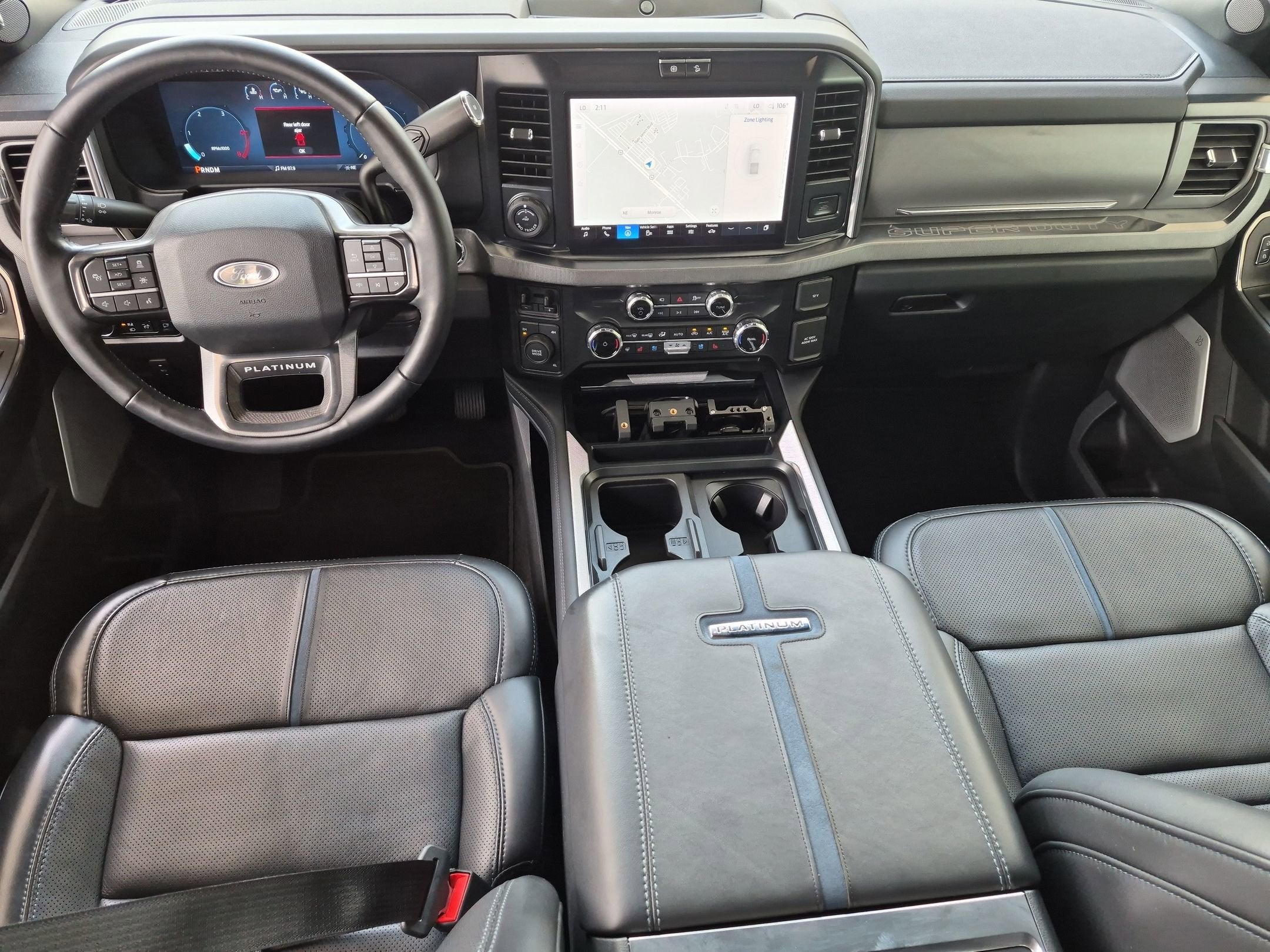 2025 Ford Super Duty F-350 DRW Platinum
