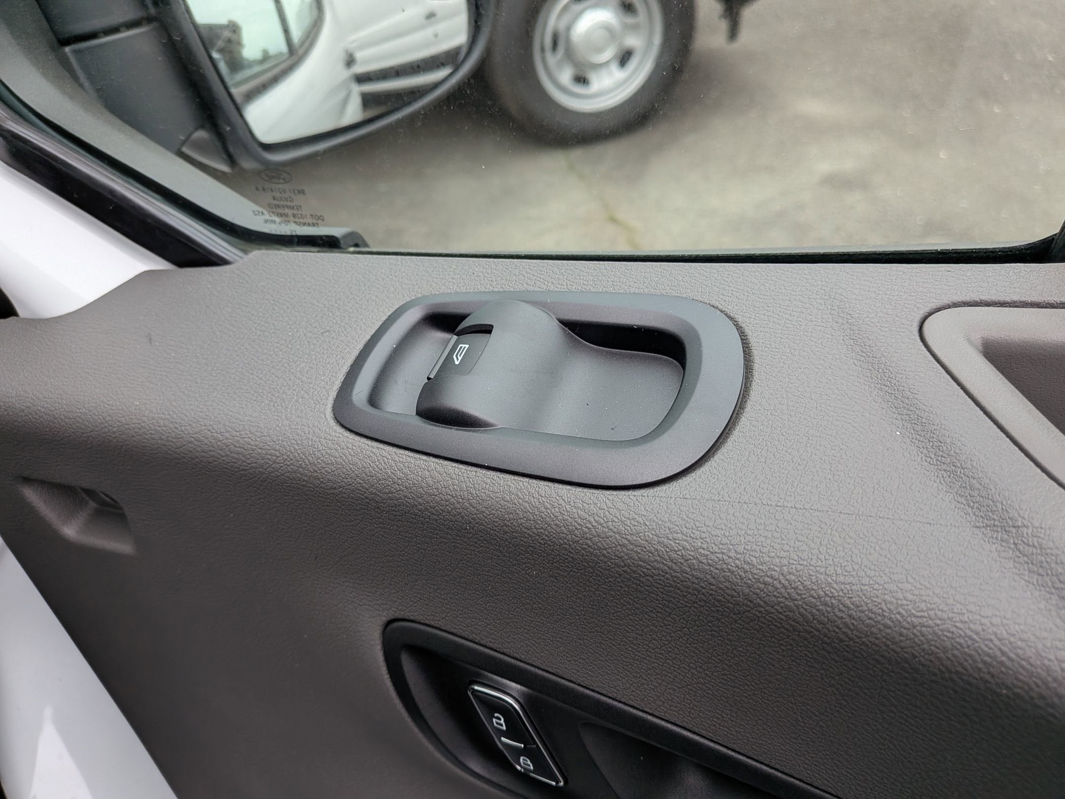 2026 Ford Transit Cargo Van Base