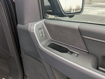 2026 Ford F-150 XLT - 6" lift custom wheels,Leather