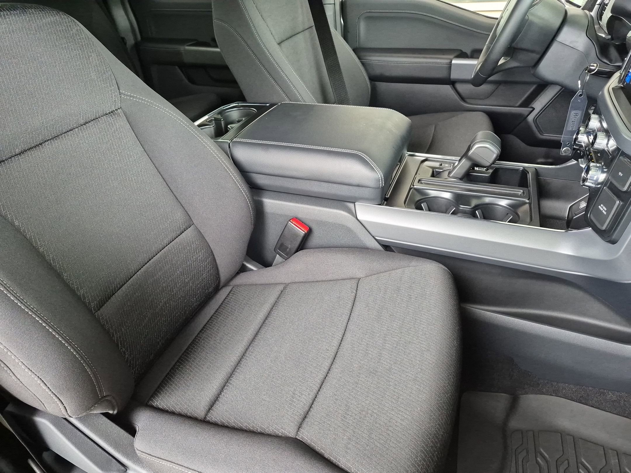 2026 Ford F-150 XLT - Crossroads Courtesy Demo