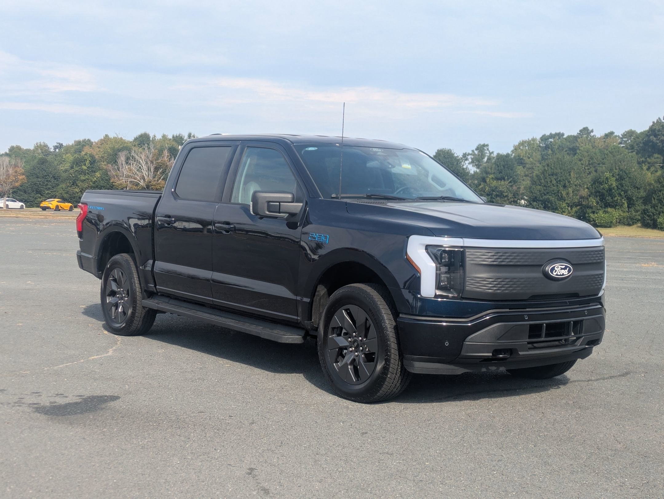2025 Ford F-150 Lightning Flash - Crossroads Courtesy Demo