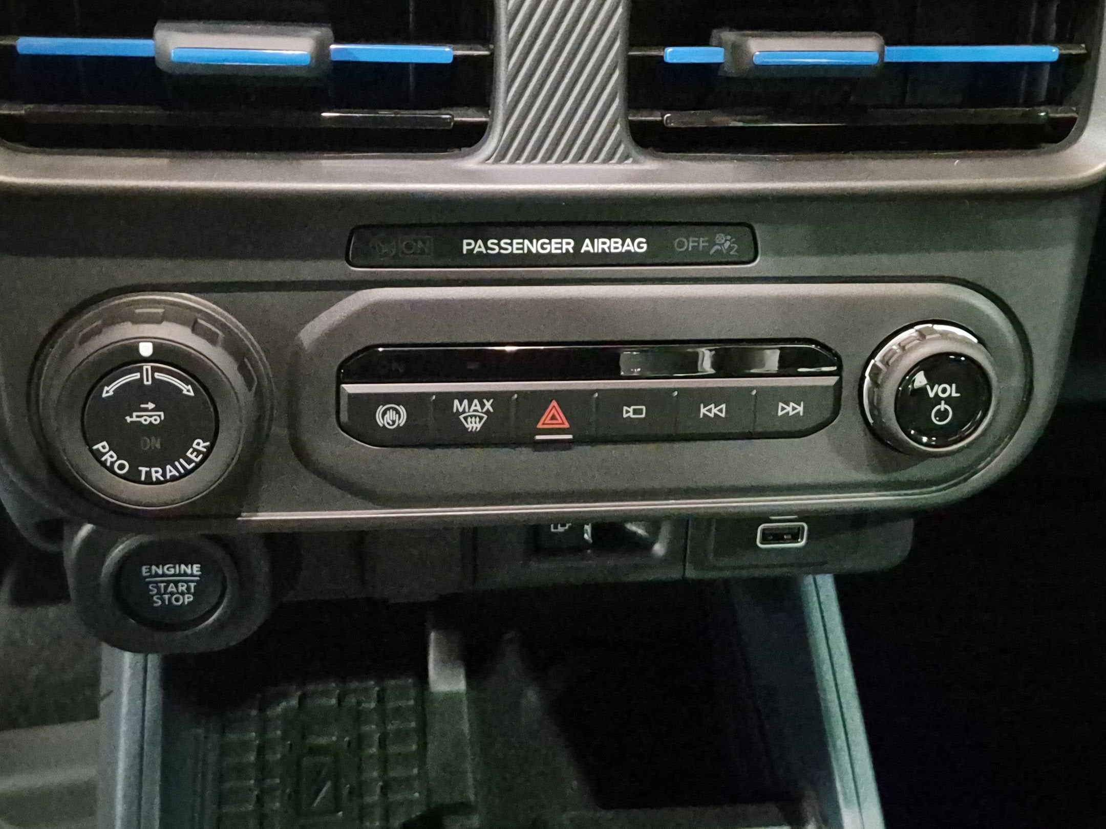 2025 Ford Maverick Lobo High