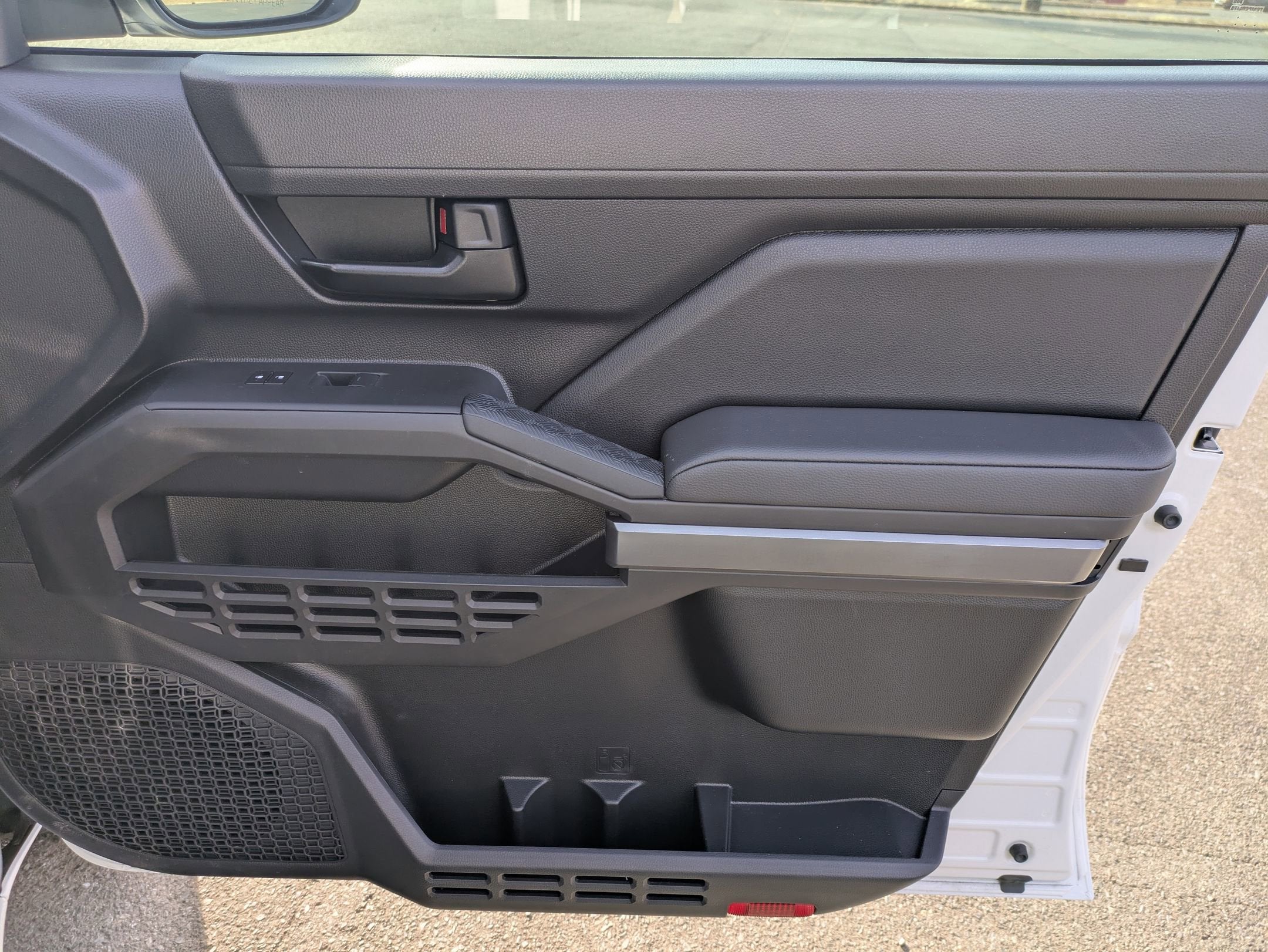 2024 Toyota Tacoma 2WD SR5