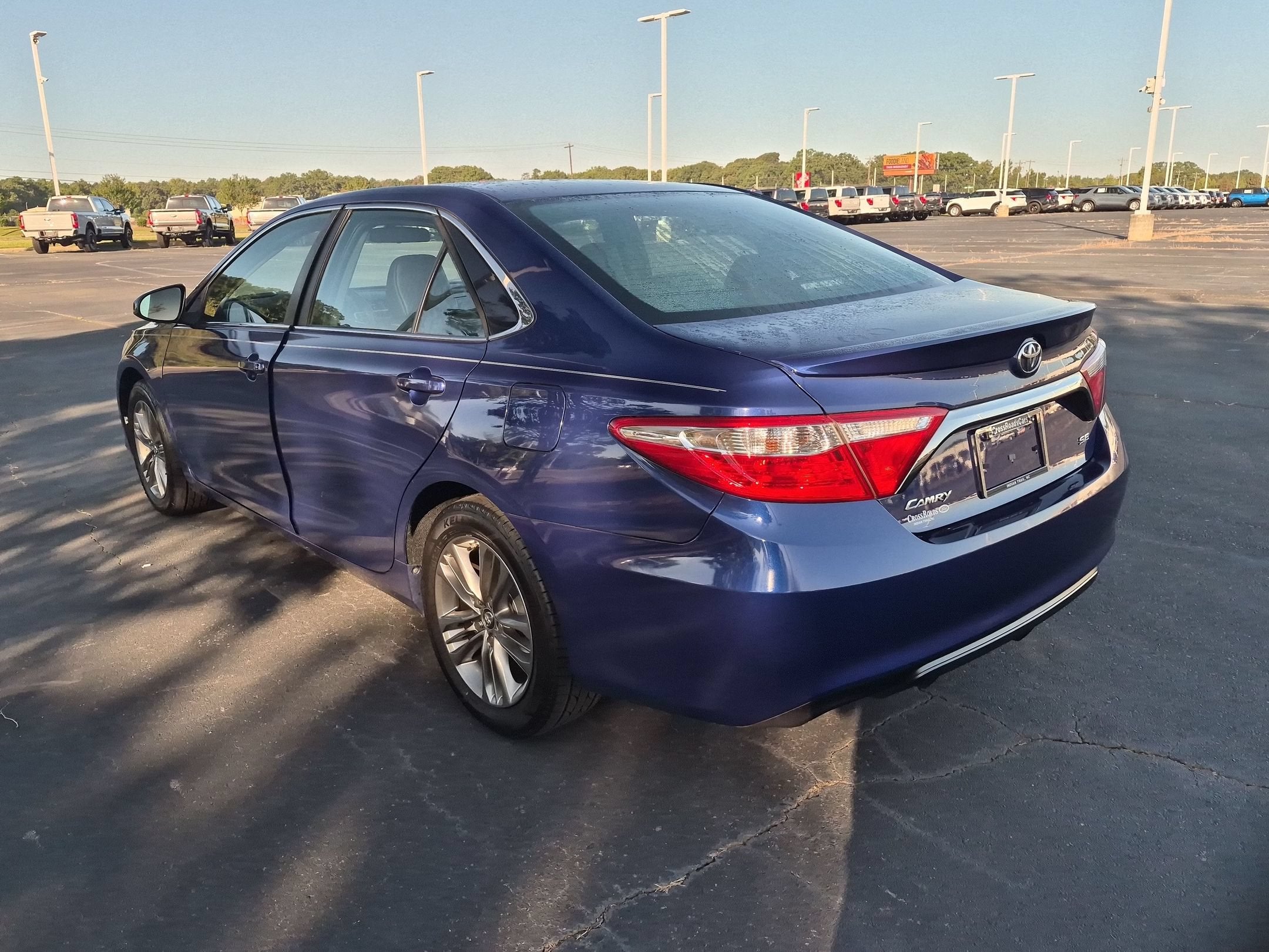 2016 Toyota Camry SE