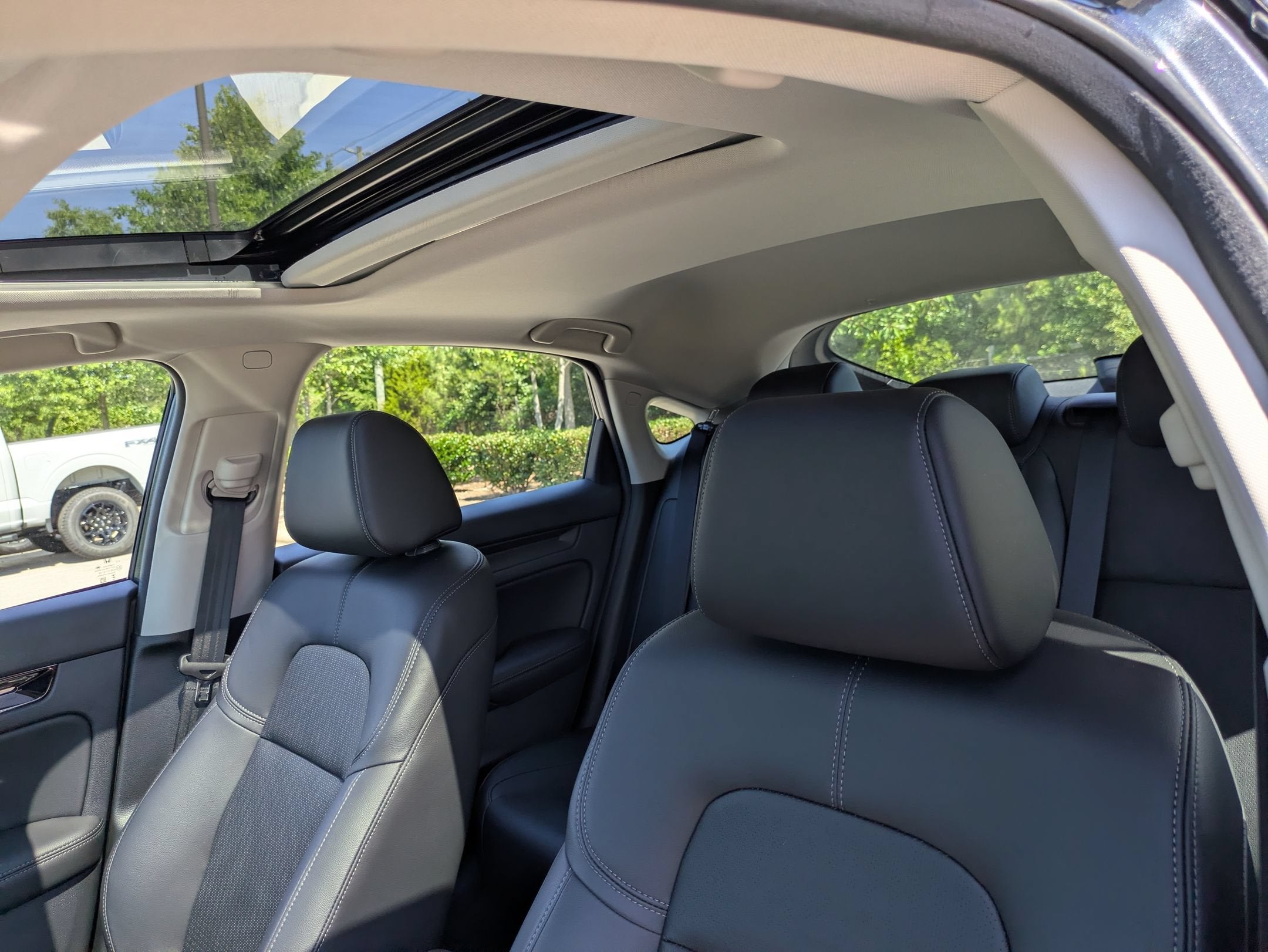 2024 Honda Civic Hatchback EX-L