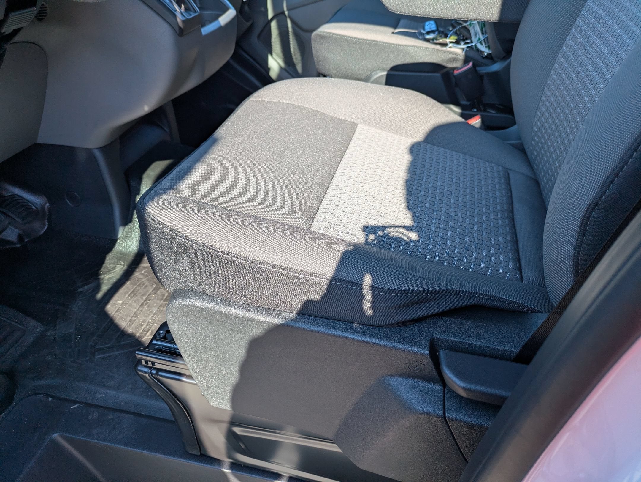2026 Ford Transit Passenger Wagon XL