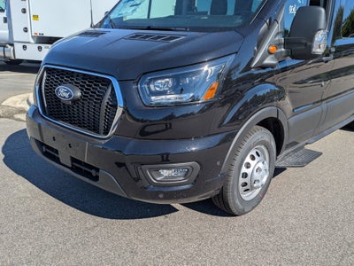 2026 Ford Transit Passenger Wagon XLT