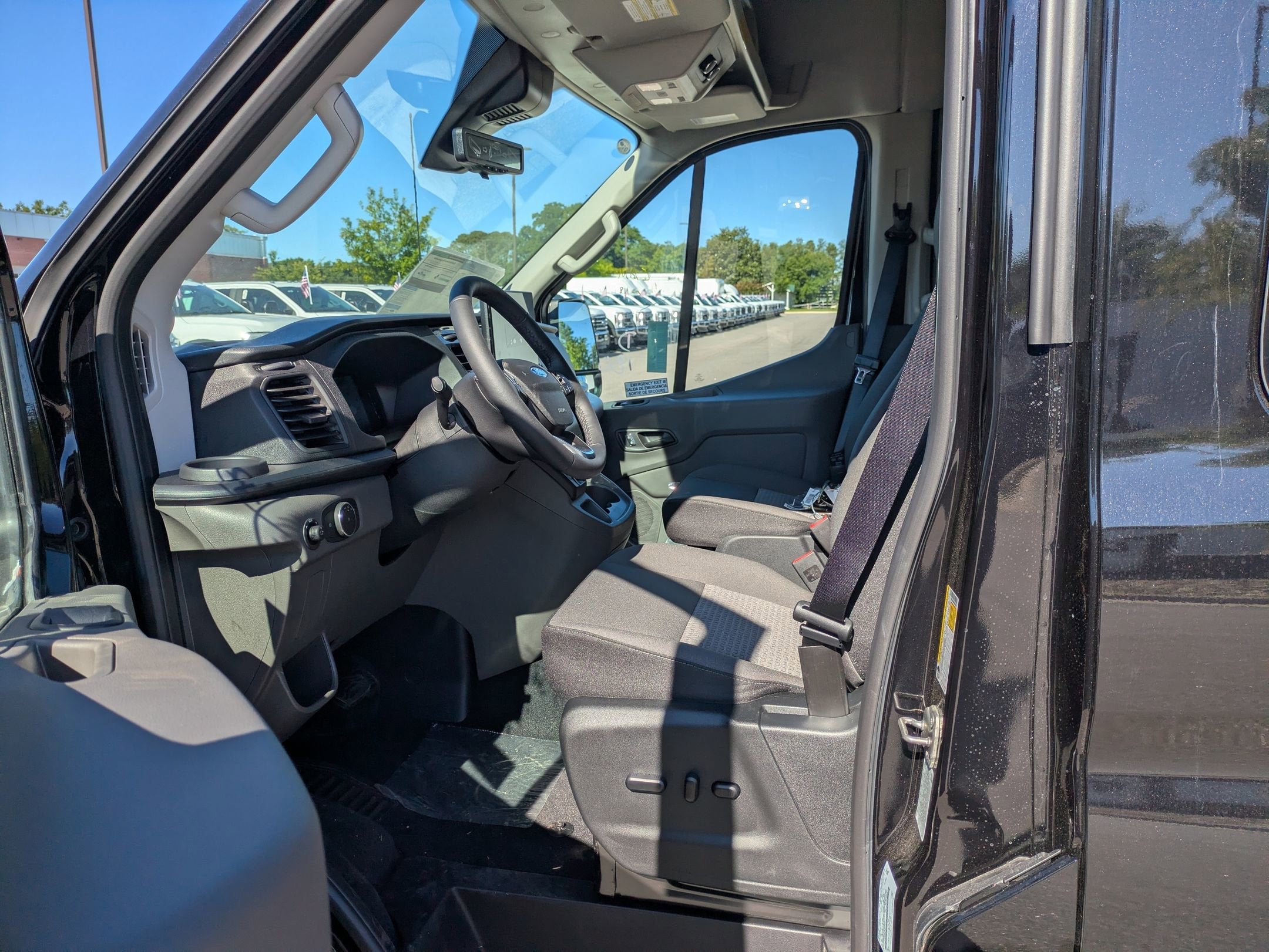 2026 Ford Transit Passenger Wagon XLT