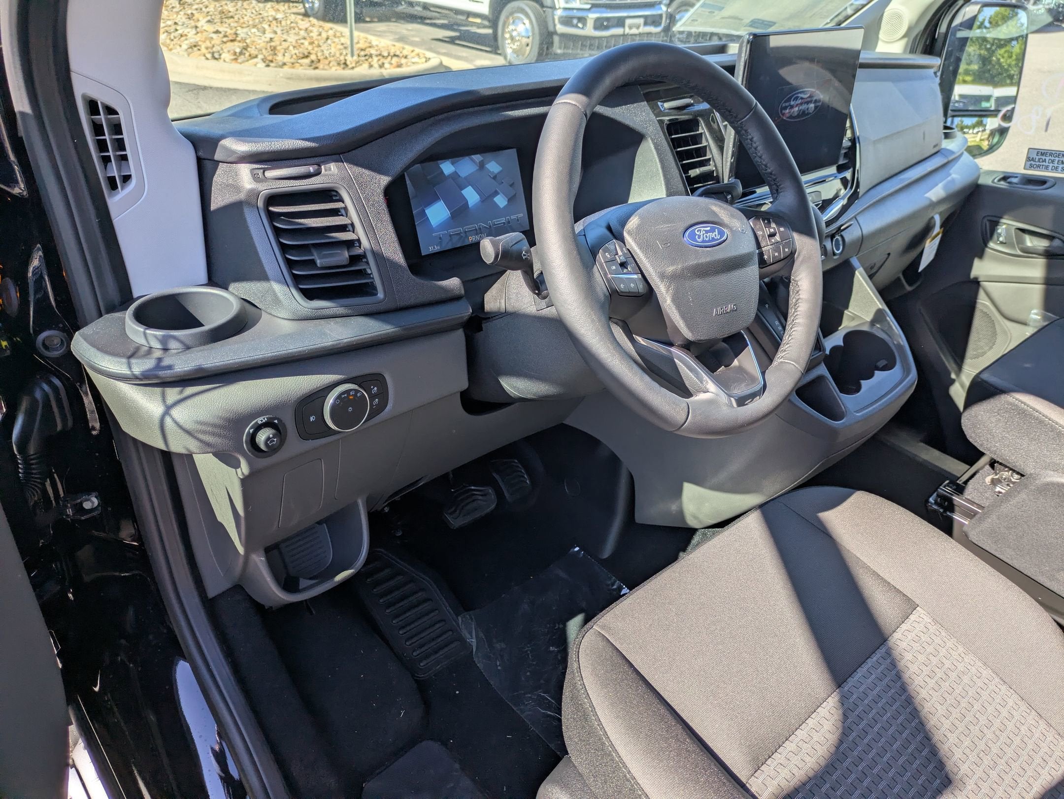 2026 Ford Transit Passenger Wagon XLT