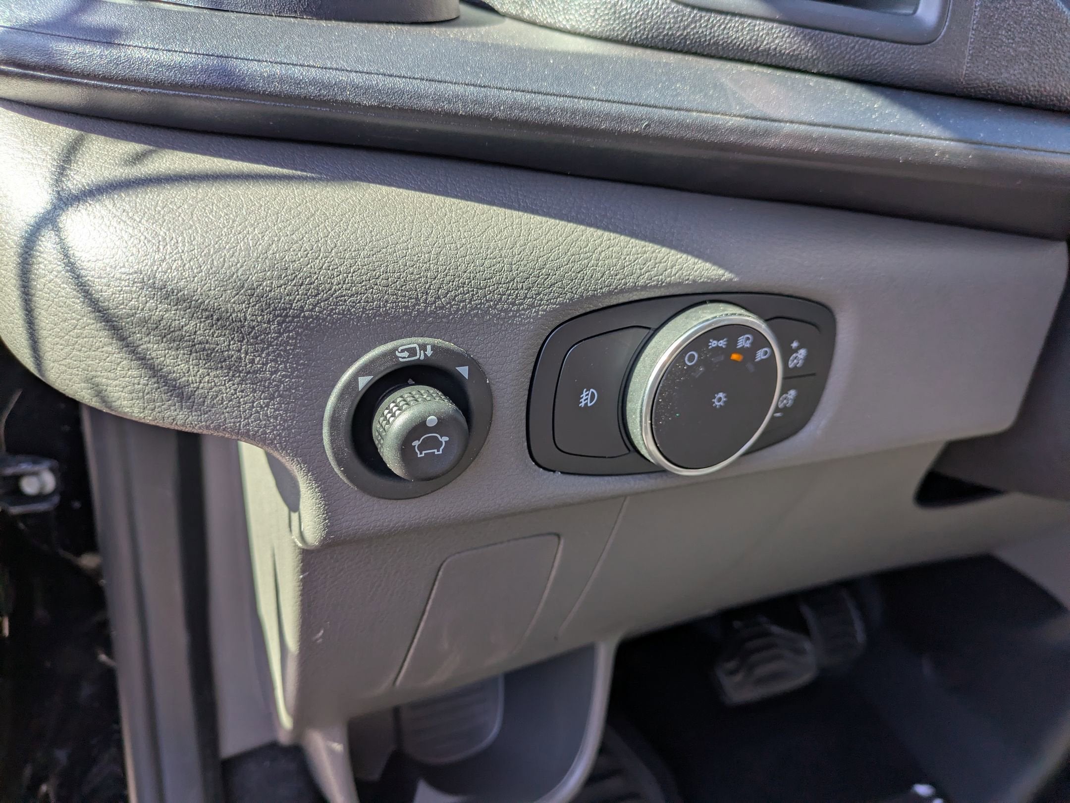 2026 Ford Transit Passenger Wagon XLT