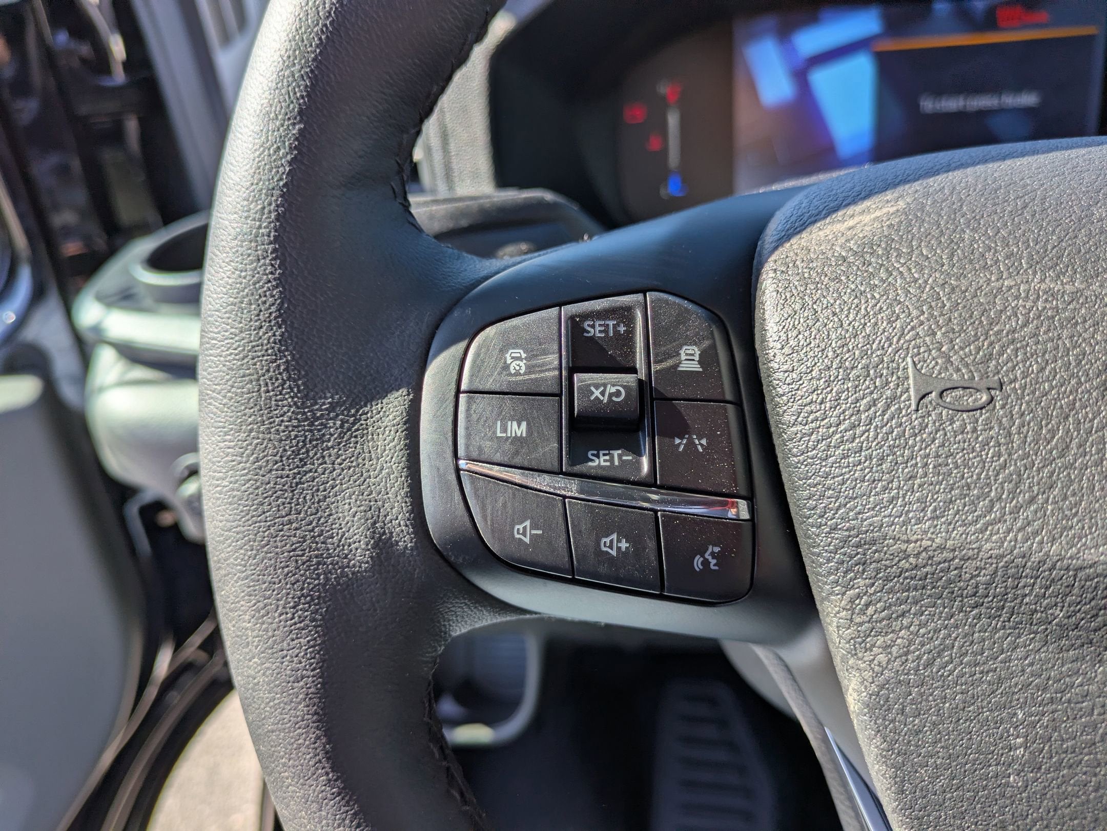 2026 Ford Transit Passenger Wagon XLT