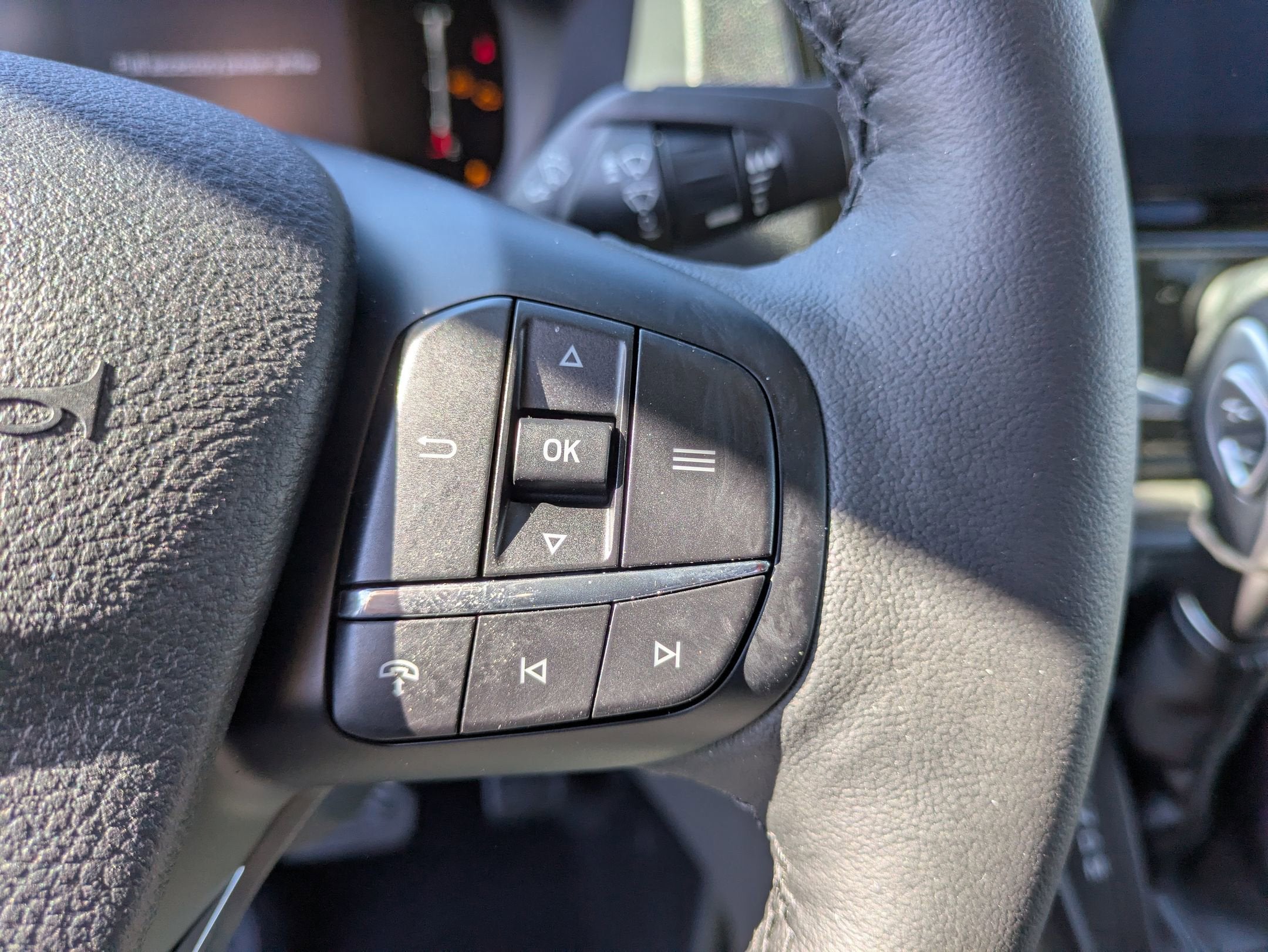 2026 Ford Transit Passenger Wagon XLT