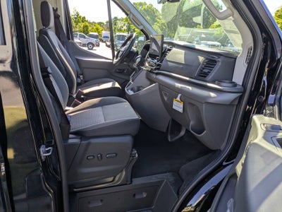 2026 Ford Transit Passenger Wagon XLT