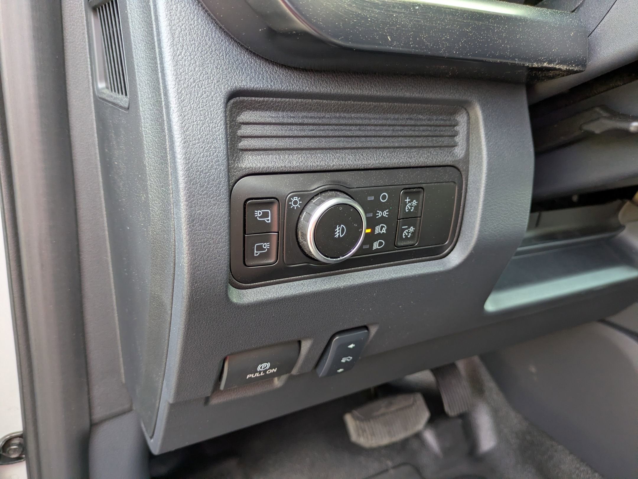 2026 Ford Super Duty F-450 DRW LARIAT