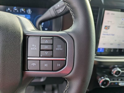 2026 Ford Super Duty F-450 DRW LARIAT