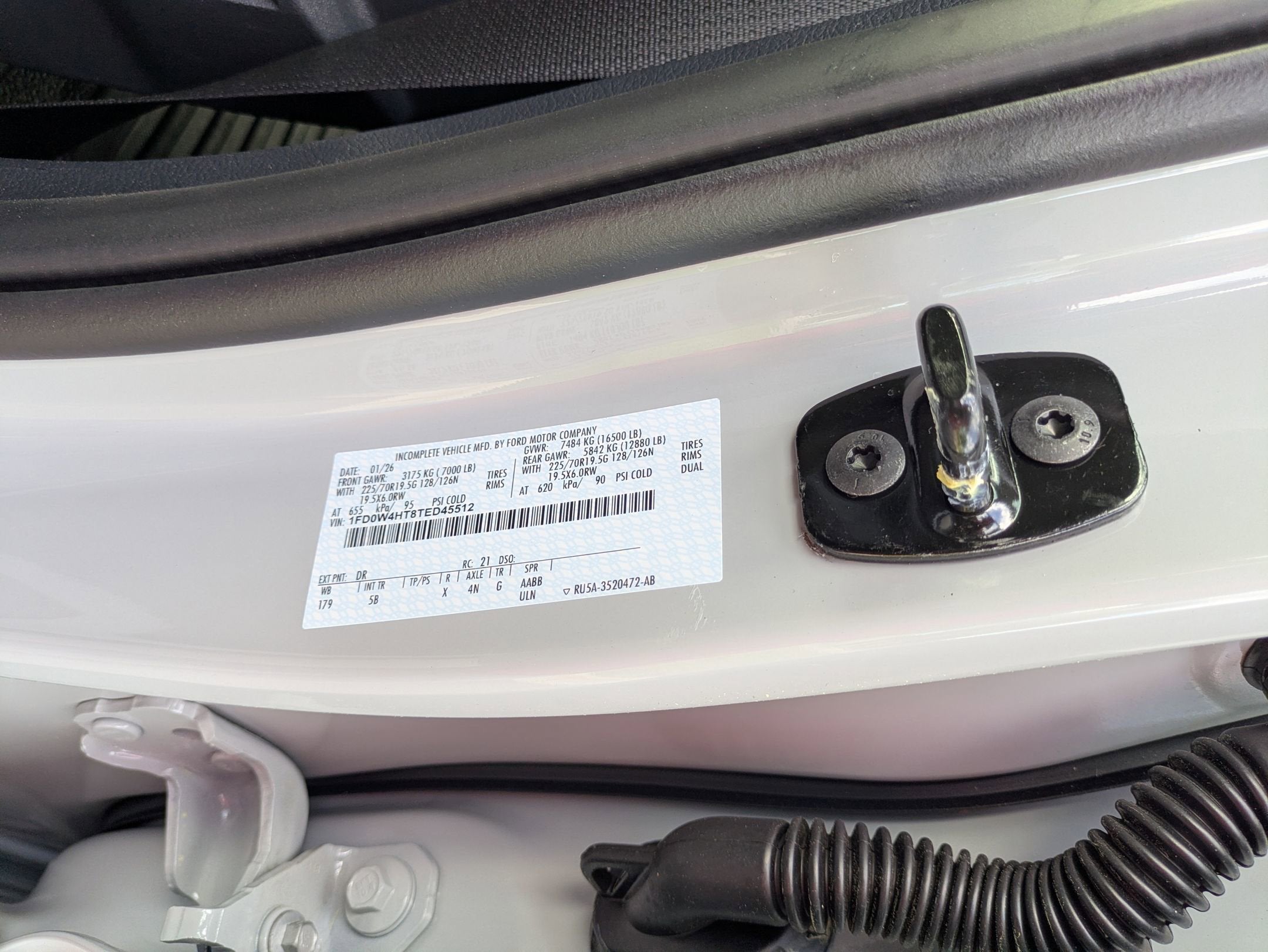 2026 Ford Super Duty F-450 DRW LARIAT
