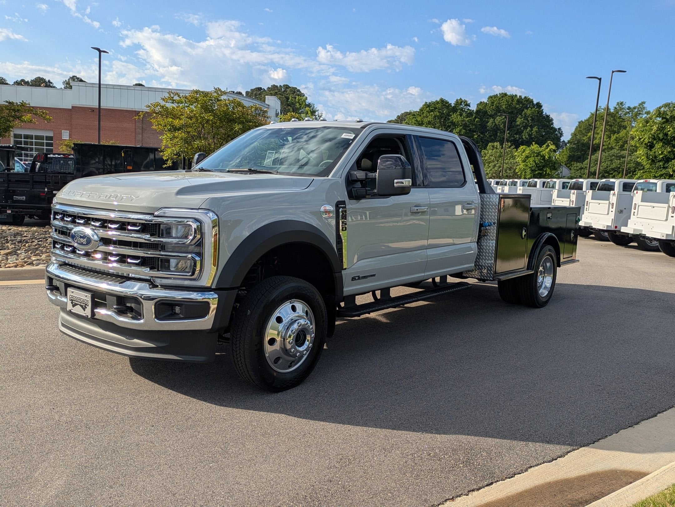 2026 Ford Super Duty F-450 DRW LARIAT