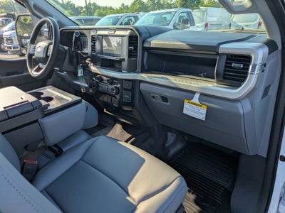 2026 Ford Super Duty F-550 DRW XL