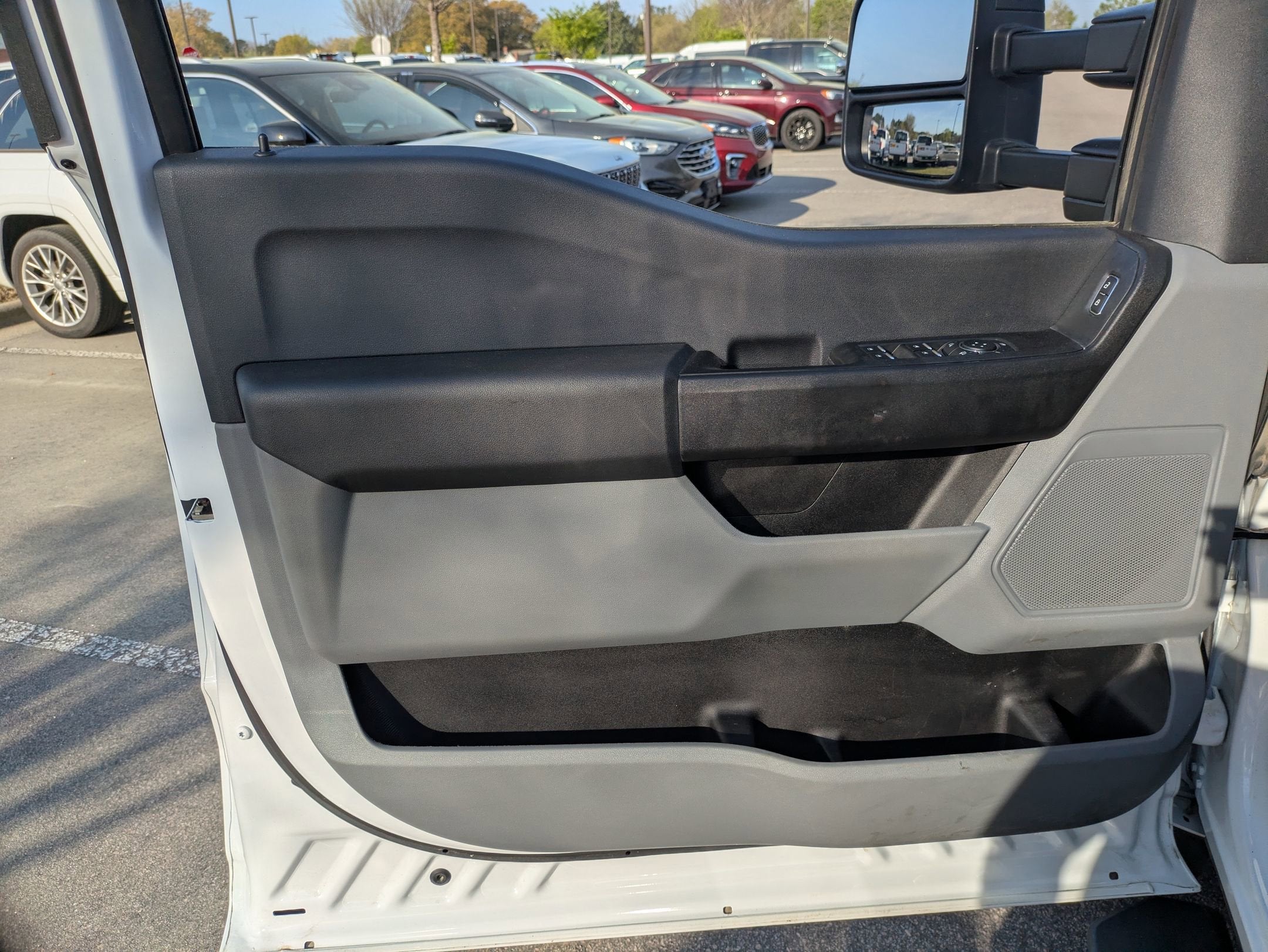 2024 Ford Super Duty F-550 DRW XL