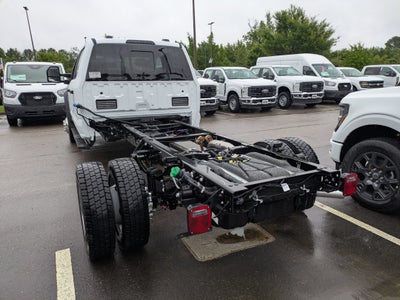 2026 Ford Super Duty F-550 DRW XL