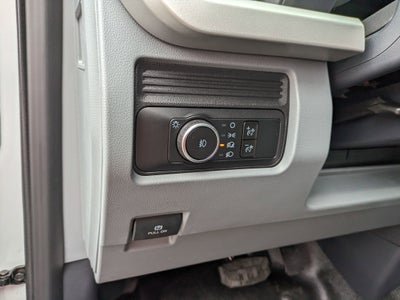 2025 Ford Super Duty F-550 DRW XL