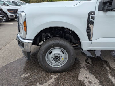 2026 Ford Super Duty F-350 DRW XL