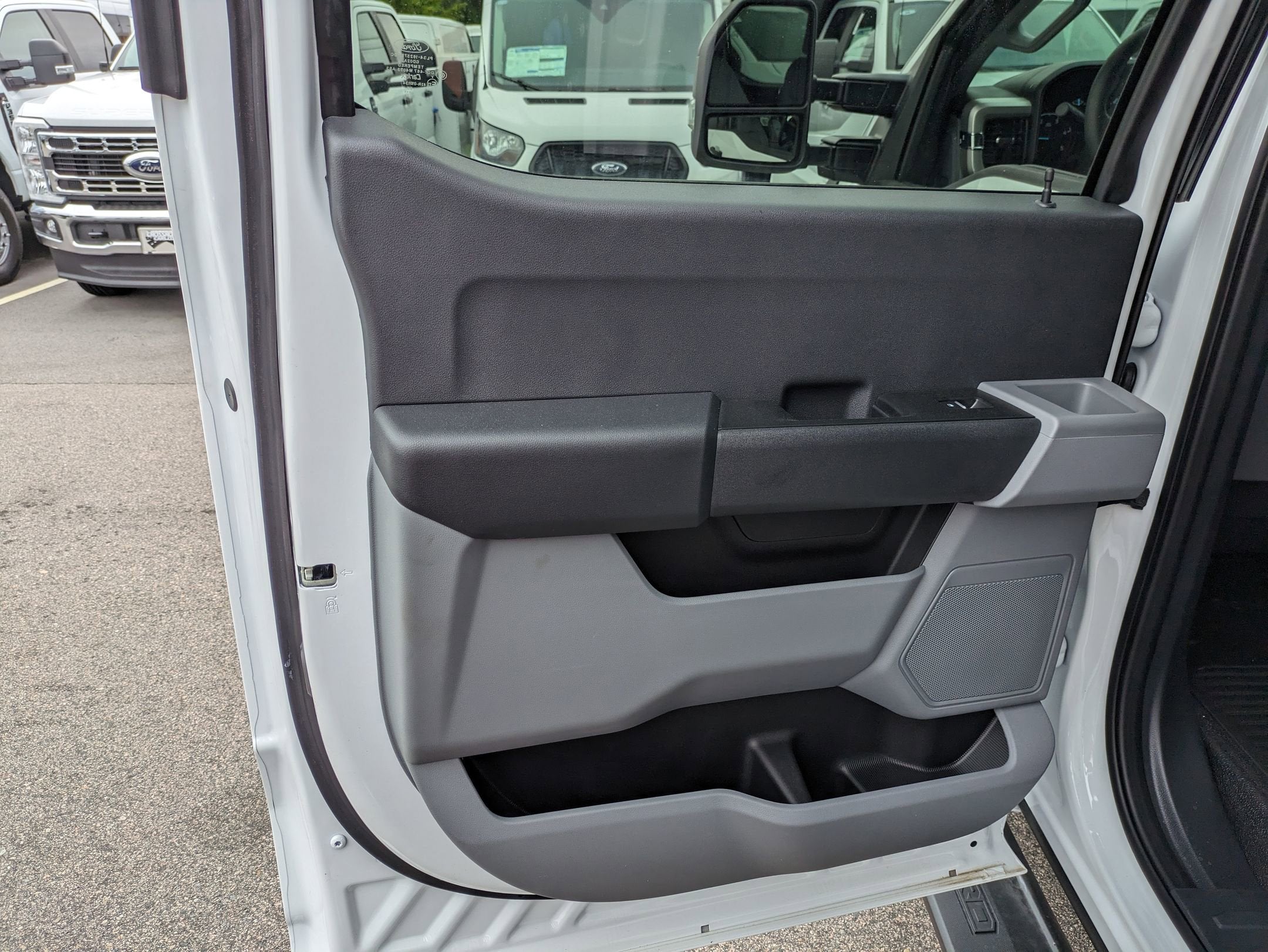 2025 Ford Super Duty F-350 DRW XL