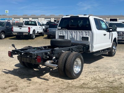 2026 Ford Super Duty F-350 DRW XL
