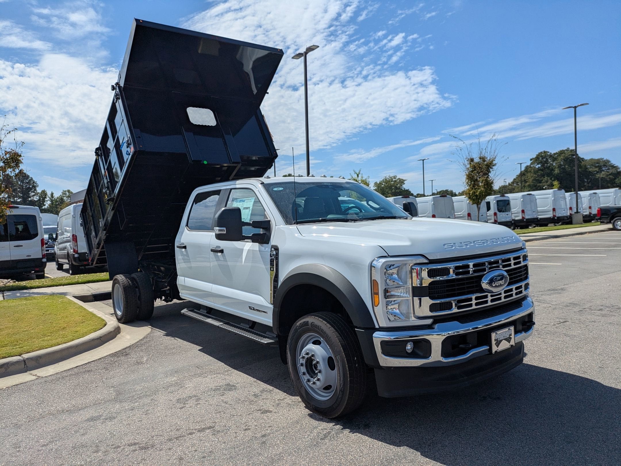 2025 Ford Super Duty F-450 DRW XL